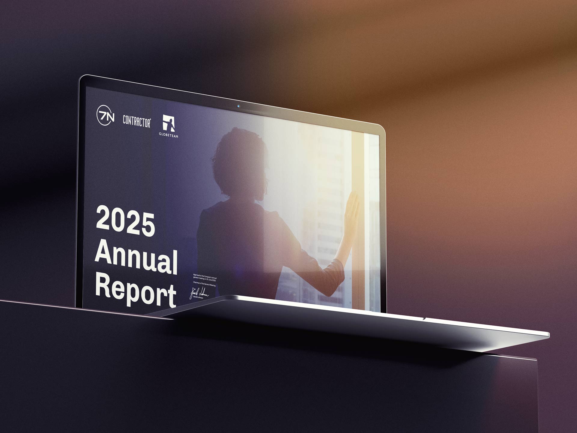 Mock-up of the 2025 annual report on a computer